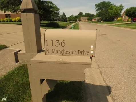 1136 N Manchester Drive Greenfield IN 46140