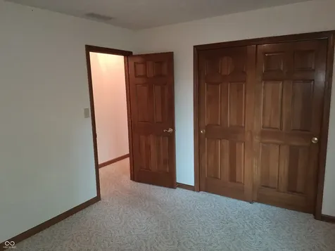 1136 N Manchester Drive Greenfield IN 46140