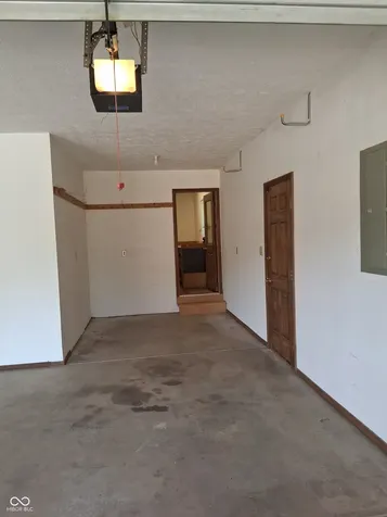 1136 N Manchester Drive Greenfield IN 46140