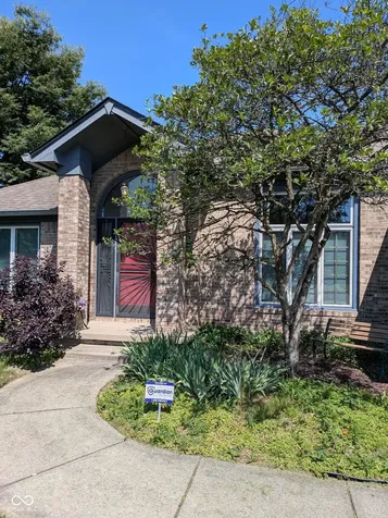 1136 N Manchester Drive Greenfield IN 46140