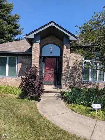 1136 N Manchester Drive Greenfield IN 46140