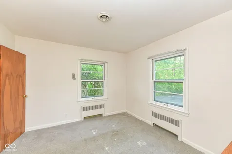 4627 E 65th Street Indianapolis IN 46220