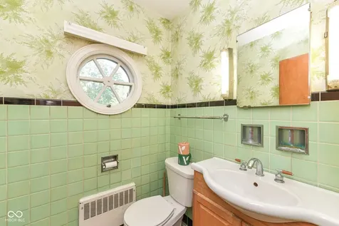 4627 E 65th Street Indianapolis IN 46220