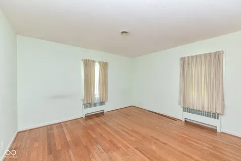 4627 E 65th Street Indianapolis IN 46220