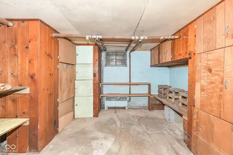 4627 E 65th Street Indianapolis IN 46220
