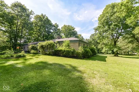 4627 E 65th Street Indianapolis IN 46220