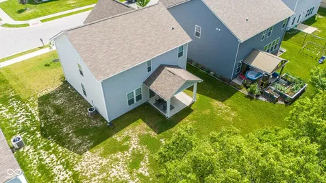 1118 Brockton Court Greenfield IN 46140