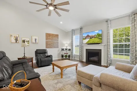 11590 Platt Street Noblesville IN 46060