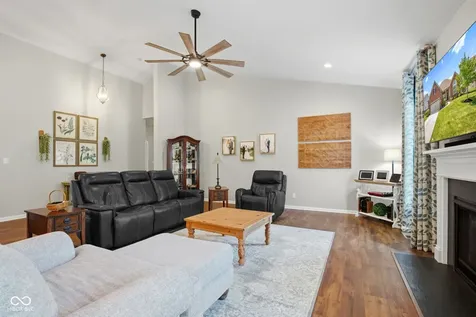 11590 Platt Street Noblesville IN 46060