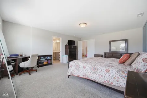 3847 Railhead Avenue Westfield IN 46074