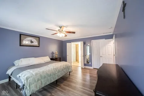 8677 Buffett Parkway Fishers IN 46038