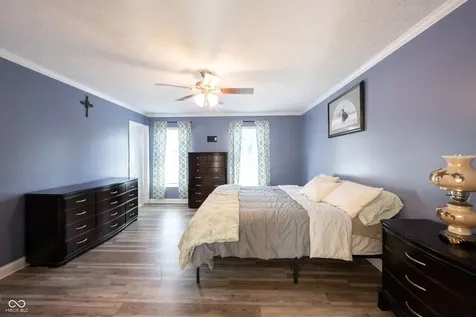 8677 Buffett Parkway Fishers IN 46038