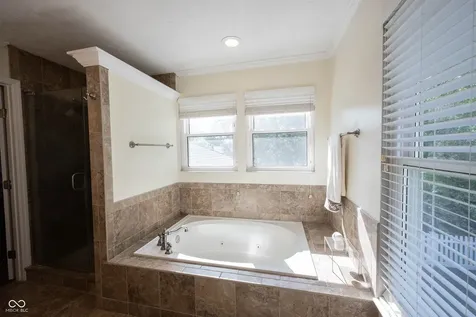 8677 Buffett Parkway Fishers IN 46038