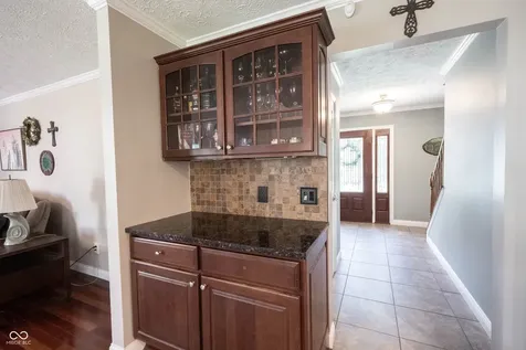 8677 Buffett Parkway Fishers IN 46038