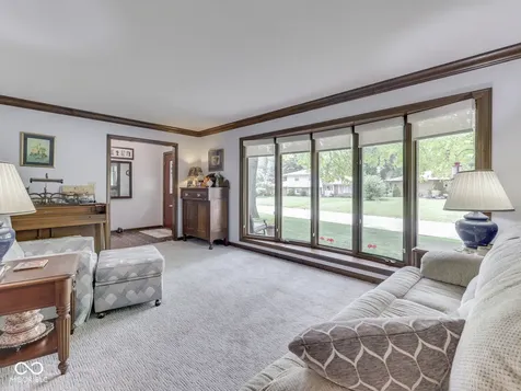 6903 White Pines Court Indianapolis IN 46217