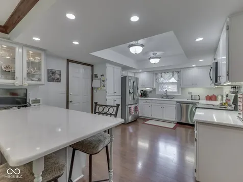 6903 White Pines Court Indianapolis IN 46217