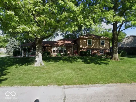 6903 White Pines Court Indianapolis IN 46217