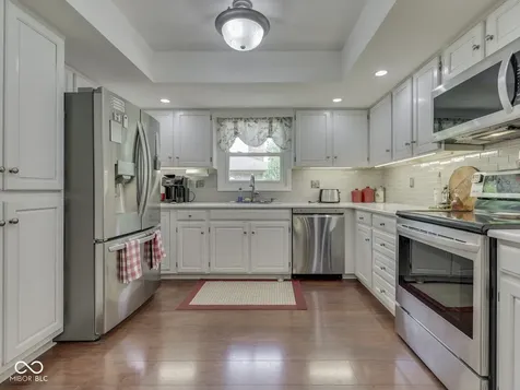 6903 White Pines Court Indianapolis IN 46217