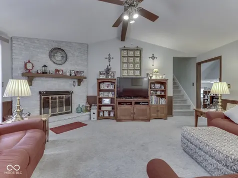 6903 White Pines Court Indianapolis IN 46217