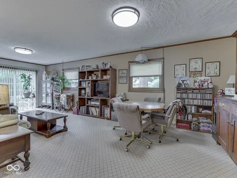 6903 White Pines Court Indianapolis IN 46217