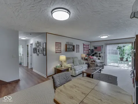 6903 White Pines Court Indianapolis IN 46217