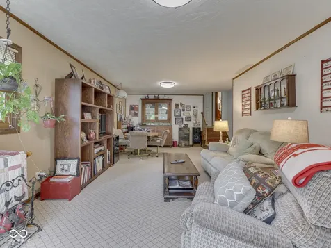 6903 White Pines Court Indianapolis IN 46217