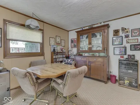 6903 White Pines Court Indianapolis IN 46217