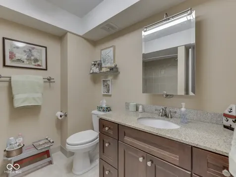 6903 White Pines Court Indianapolis IN 46217