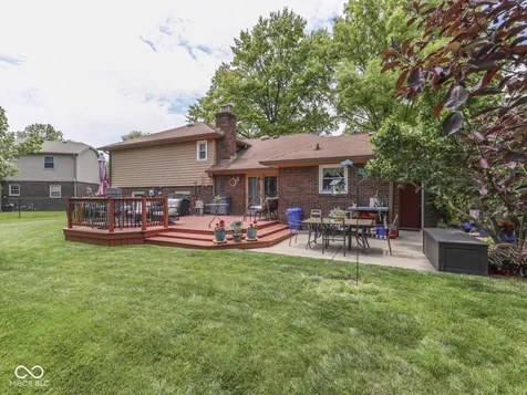 6903 White Pines Court Indianapolis IN 46217