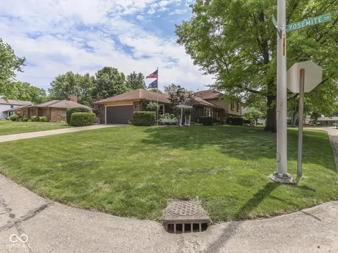 6903 White Pines Court Indianapolis IN 46217