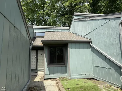218 Sugarwood Lane Avon IN 46123