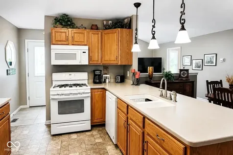 346 Dry Branch Drive Crawfordsville IN 47933