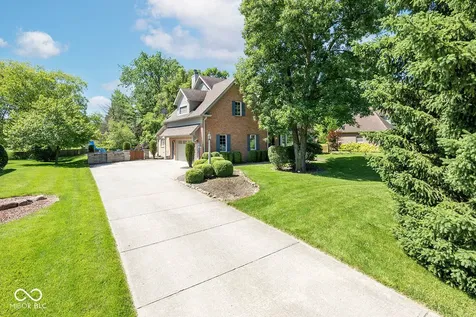 12247 Old Stone Drive Indianapolis IN 46236