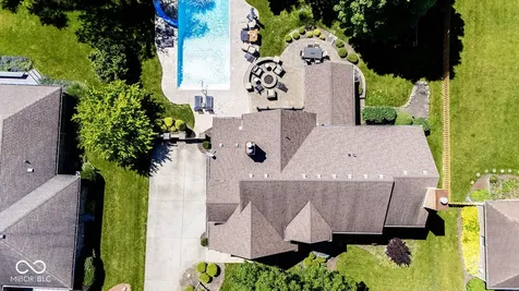 12247 Old Stone Drive Indianapolis IN 46236
