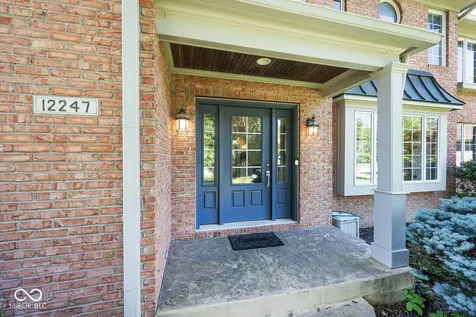 12247 Old Stone Drive Indianapolis IN 46236