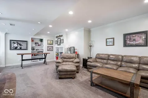 12247 Old Stone Drive Indianapolis IN 46236