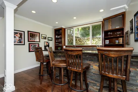 12247 Old Stone Drive Indianapolis IN 46236