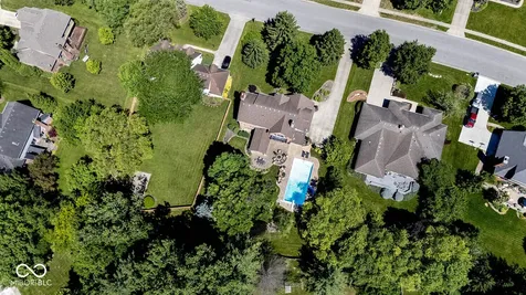 12247 Old Stone Drive Indianapolis IN 46236