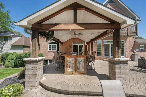 12247 Old Stone Drive Indianapolis IN 46236