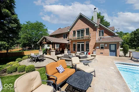 12247 Old Stone Drive Indianapolis IN 46236