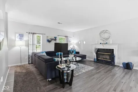 9154 Venona Way Indianapolis IN 46234