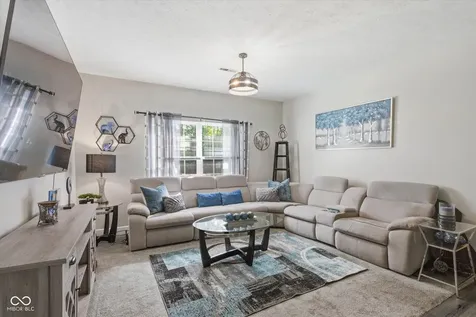 9154 Venona Way Indianapolis IN 46234