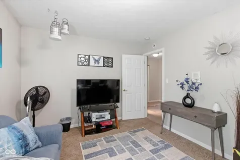 9154 Venona Way Indianapolis IN 46234