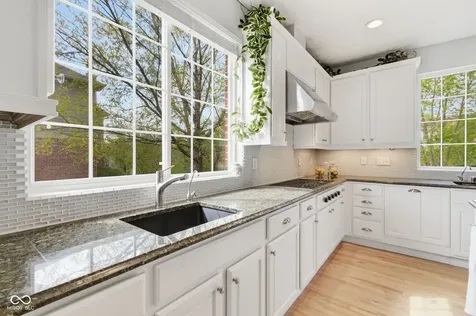 3868 Castle Rock Drive Zionsville IN 46077
