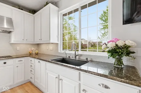 3868 Castle Rock Drive Zionsville IN 46077