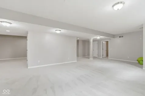3868 Castle Rock Drive Zionsville IN 46077