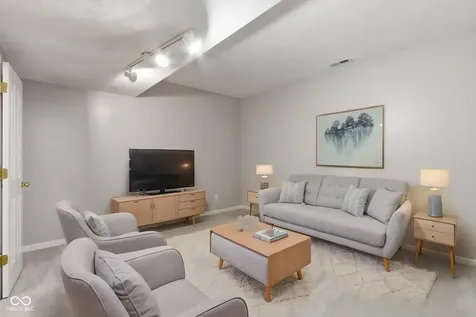 3868 Castle Rock Drive Zionsville IN 46077