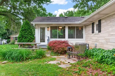 2513 N Centerline Road Franklin IN 46131