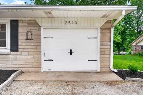 2513 N Centerline Road Franklin IN 46131