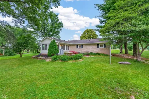 2513 N Centerline Road Franklin IN 46131